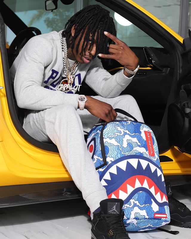 Rucsac Sprayground The Shark Wave (Made From 100% Recycled Plastic Bottles From The Ocean | 846795-LMV