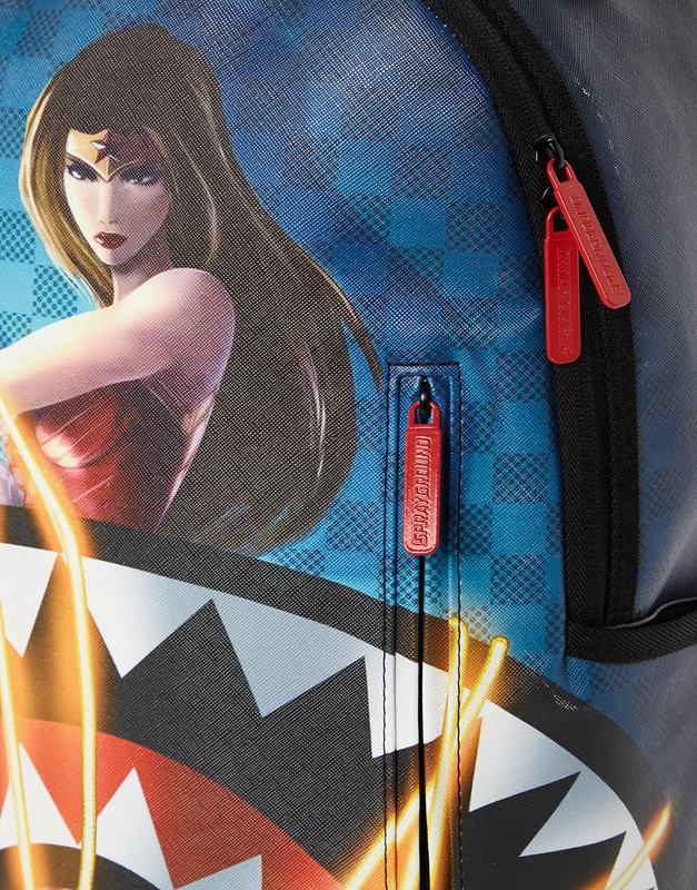 Rucsac Sprayground Wonder Woman: Lasso Shark Dlxv Backpack | 709634-DQF