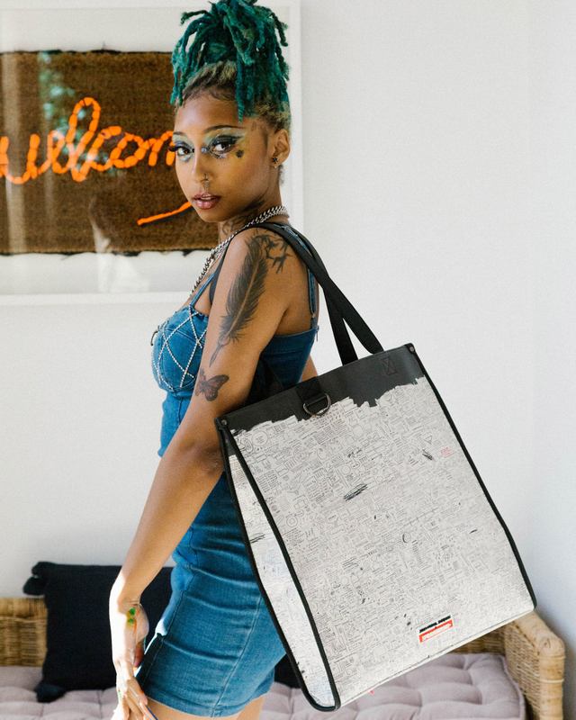 Tote Sprayground Official Basquiat Pegasus 1987 Loft Tote | 508317-PTB